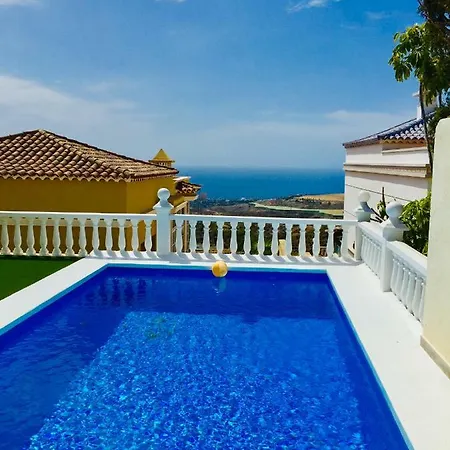 Casa Luz Sierra بيت للعطل